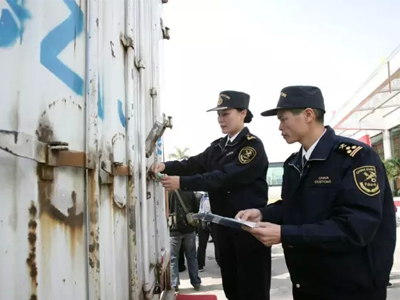 Headline: Merchants and Sinotrans deepen the restructuring, breaking 760 billion revenue in five years; the State Council of the New Deal, the nine inland logistics boosting economic development; Guangdong and Hong Kong Customs implementation of the &quot